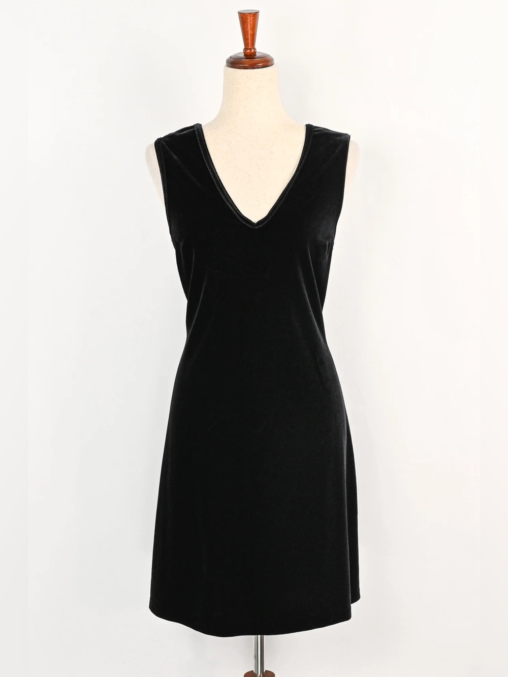 Marian & Maral Vintage 90s Black Velvet Sleeveless Mini Sheath Dress
